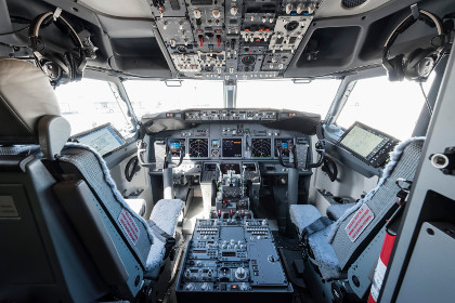 Перевозившие 140 пассажиров пилоты уснули во время полета