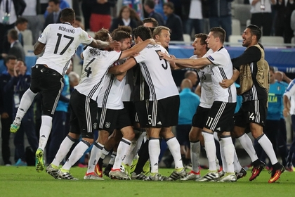 Сборная Германии обыграла Италию в серии пенальти и вышла в полуфинал Евро-2016