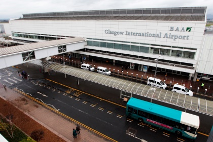 Пьяных пилотов арестовали в Глазго перед рейсом через Атлантику