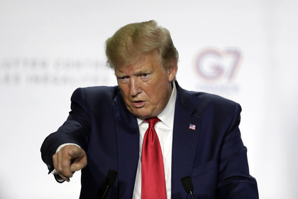 Трамп захотел пригласить лидеров G7 на свой курорт и попал под угрозу импичмента