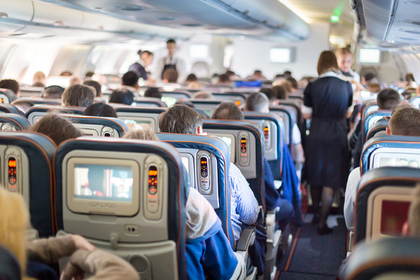 Раскрыты самые раздражающие поступки пассажиров в самолете