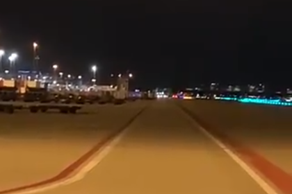 Пассажиры и экипаж захваченного в Амстердаме самолета эвакуированы