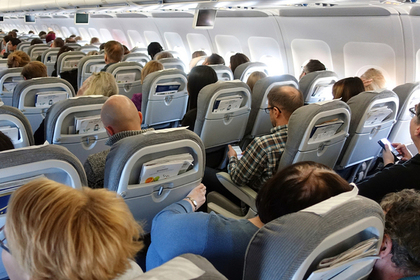«Подозрительное» поведение пассажира в туалете стало причиной отмены рейса